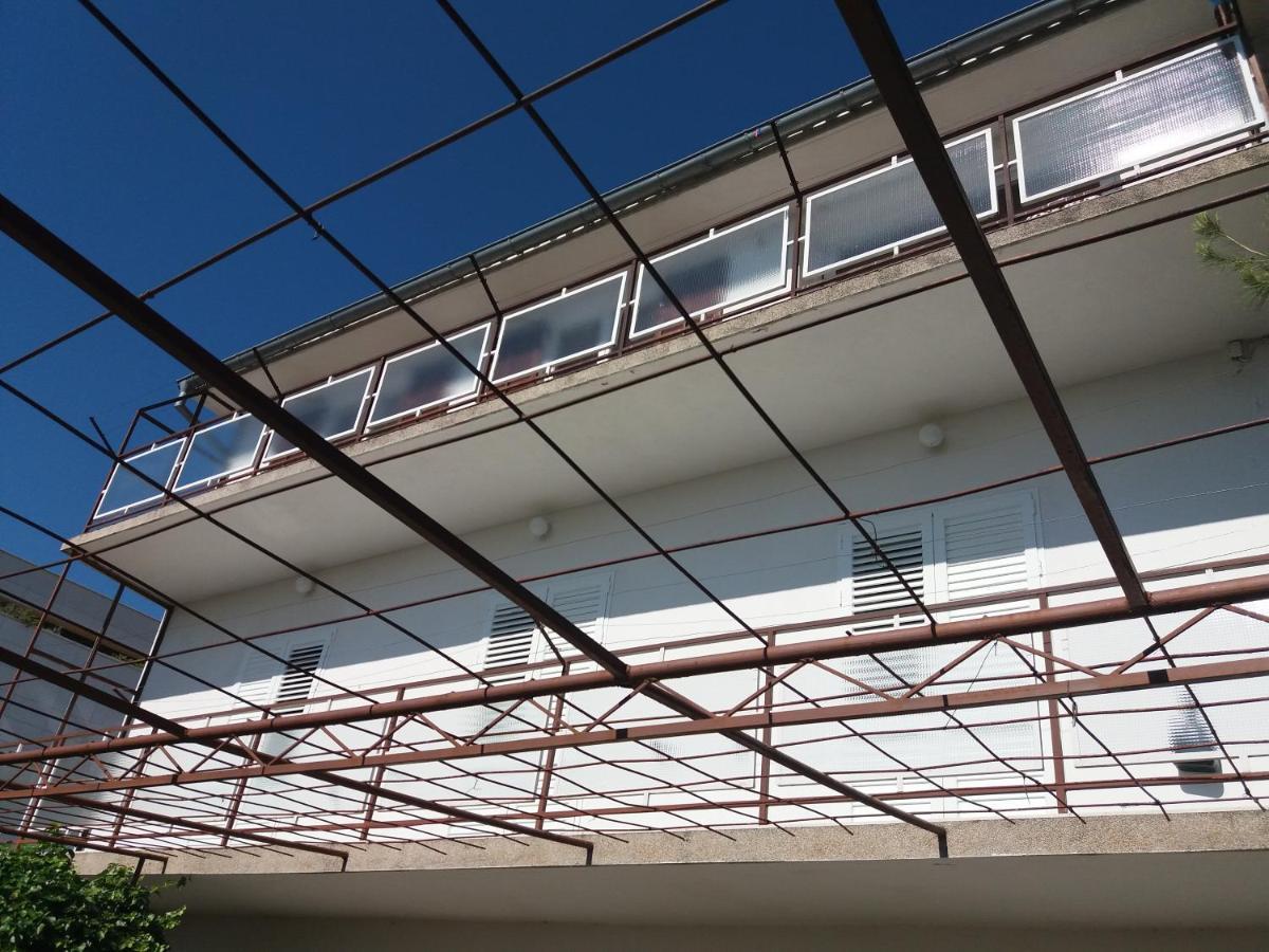 Apartment Viktoria Primošten Exteriör bild