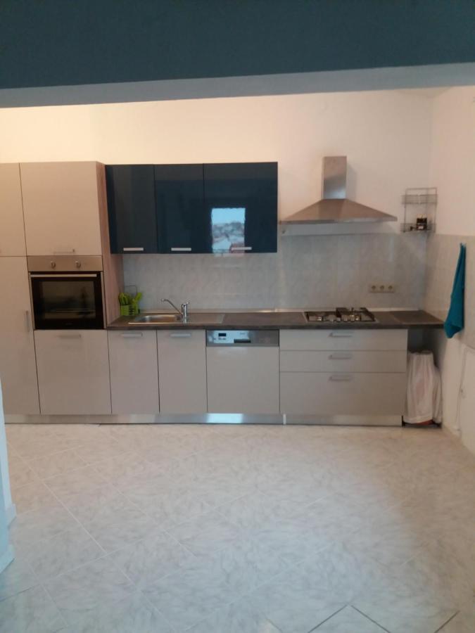 Apartment Viktoria Primošten Exteriör bild