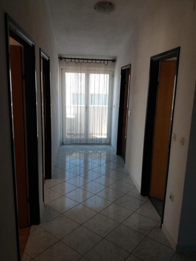 Apartment Viktoria Primošten Exteriör bild